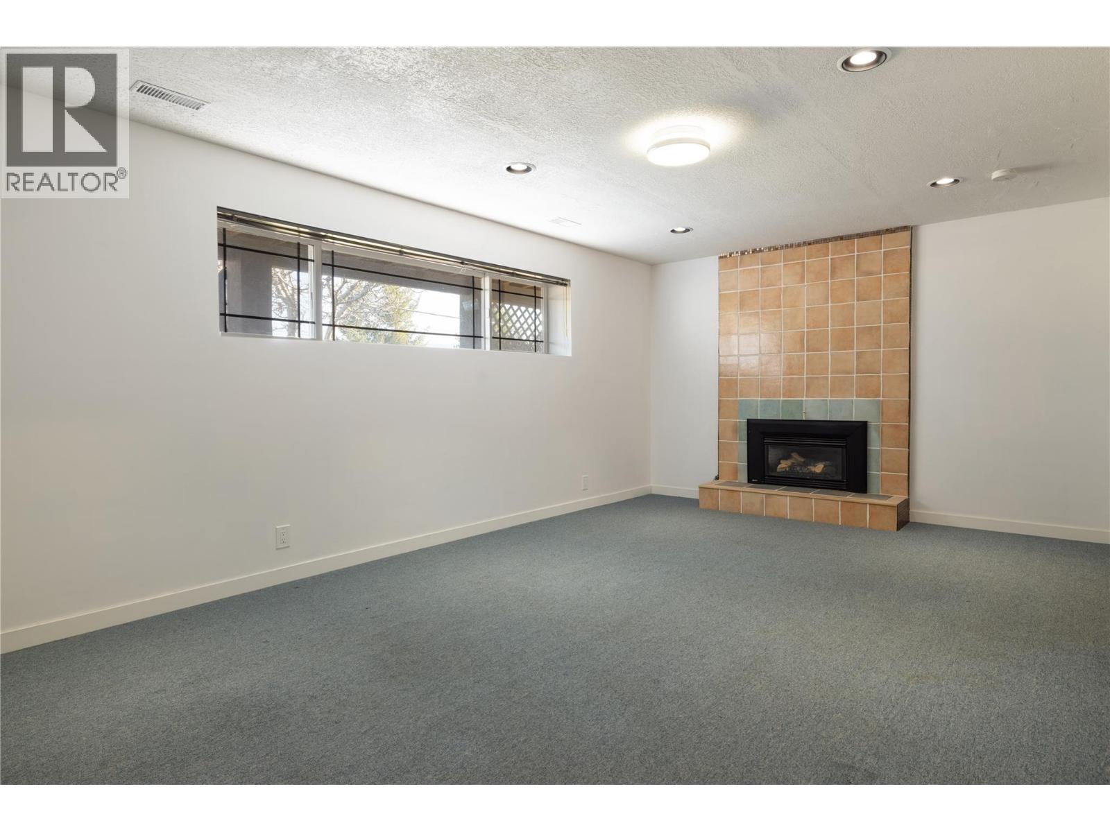  3124 Cox Road, West Kelowna