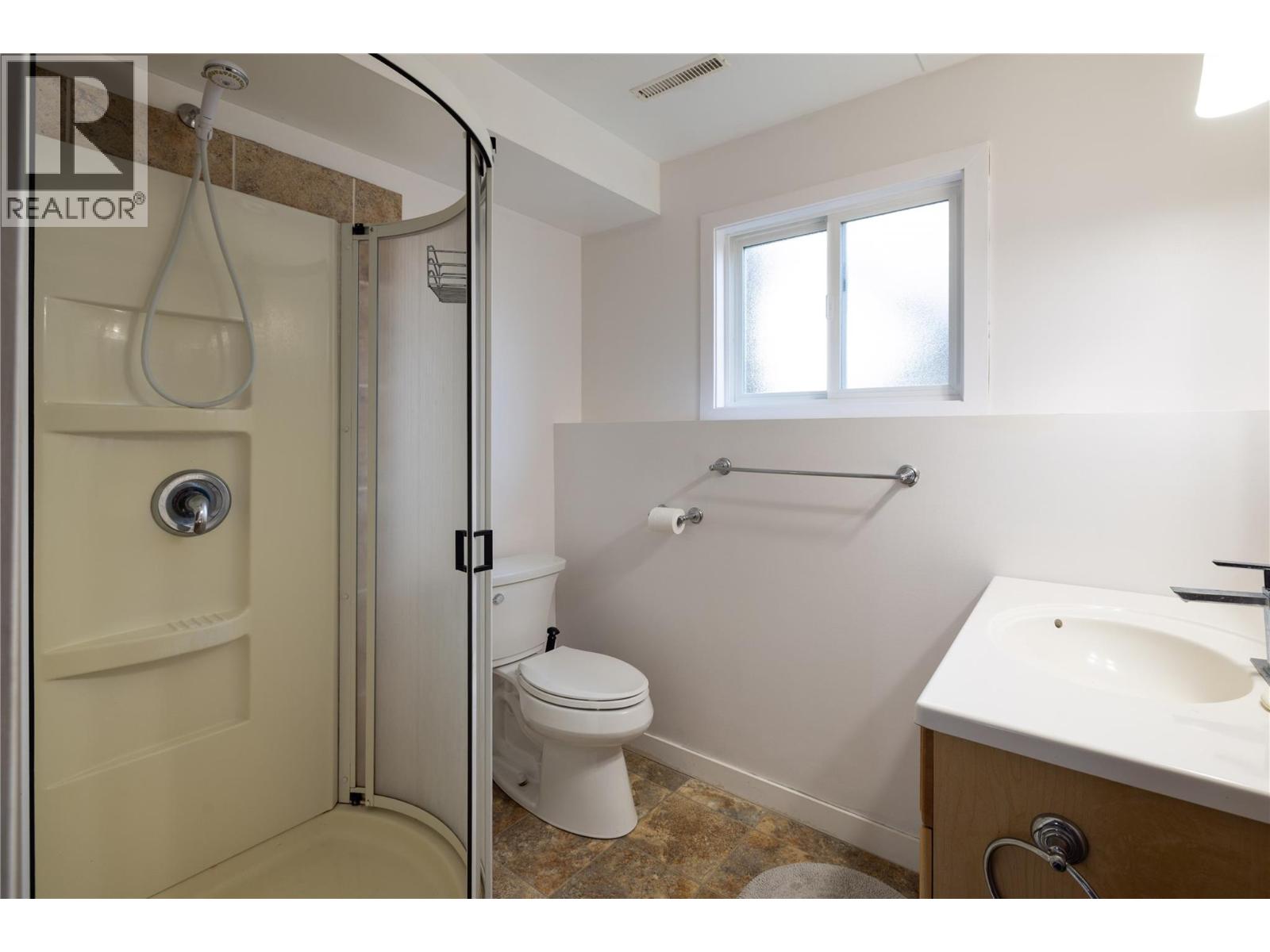  3124 Cox Road, West Kelowna