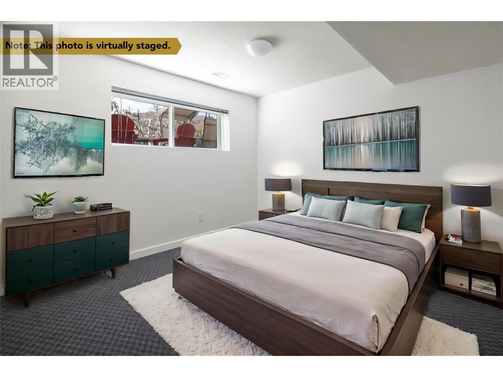  3124 Cox Road, West Kelowna