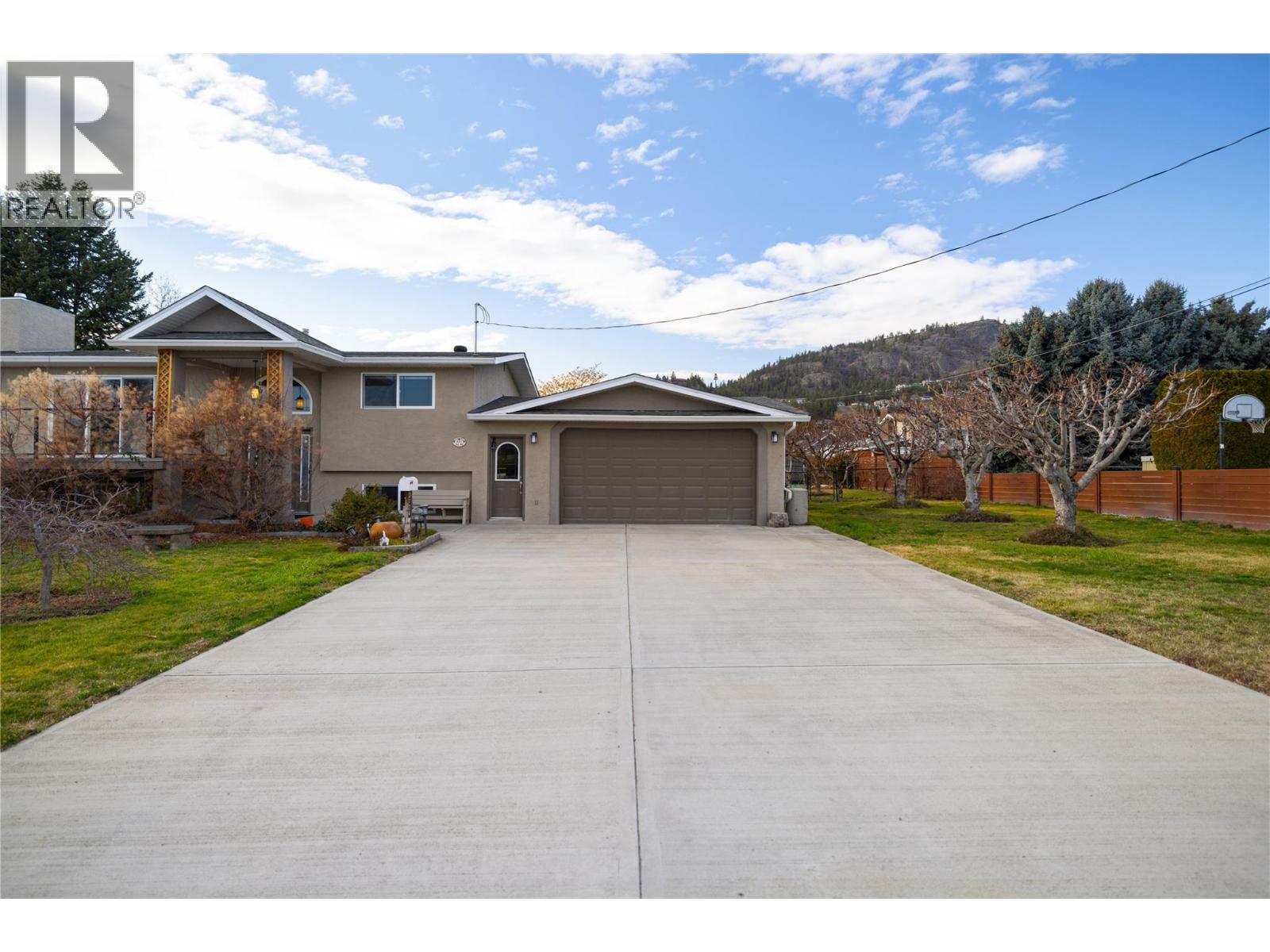  3124 Cox Road, West Kelowna
