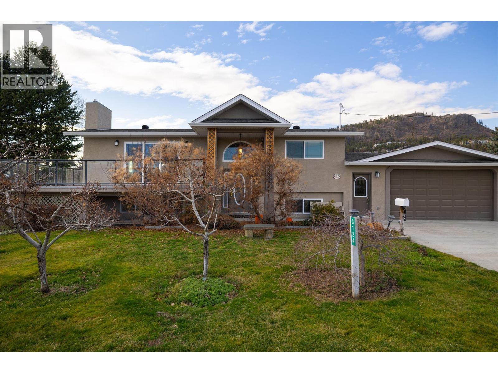  3124 Cox Road, West Kelowna