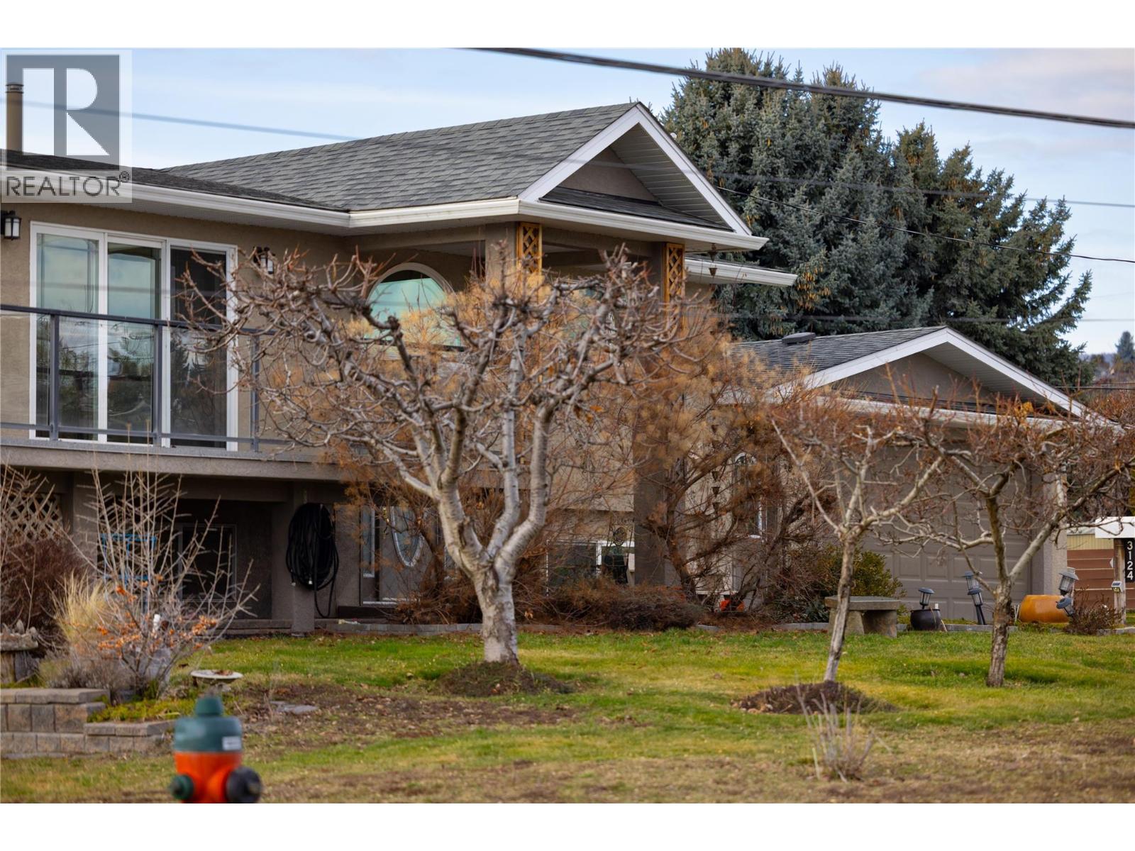  3124 Cox Road, West Kelowna