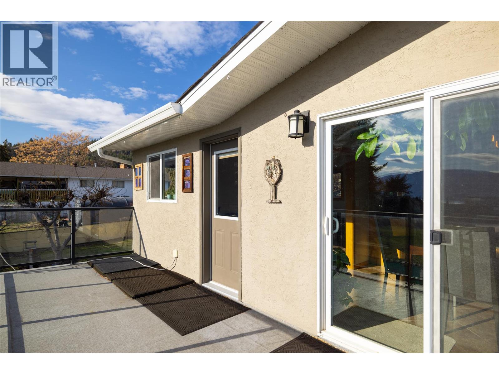  3124 Cox Road, West Kelowna