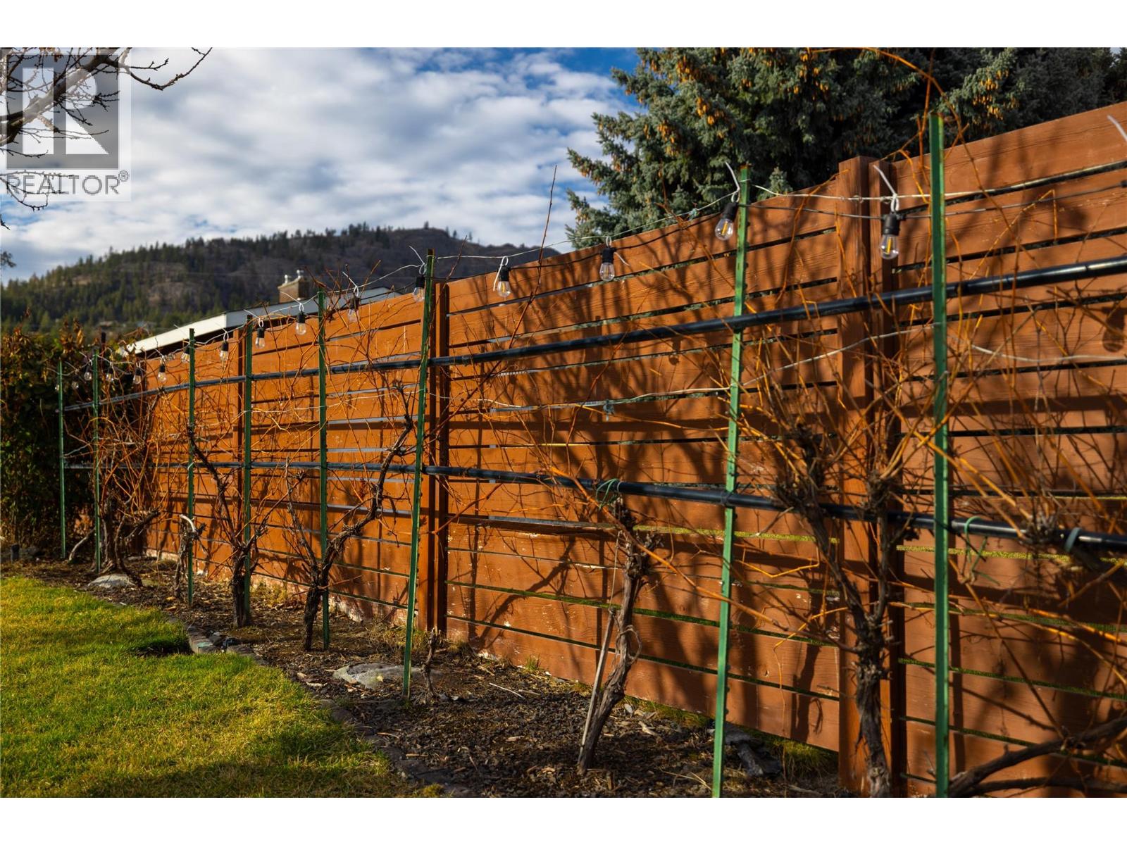  3124 Cox Road, West Kelowna