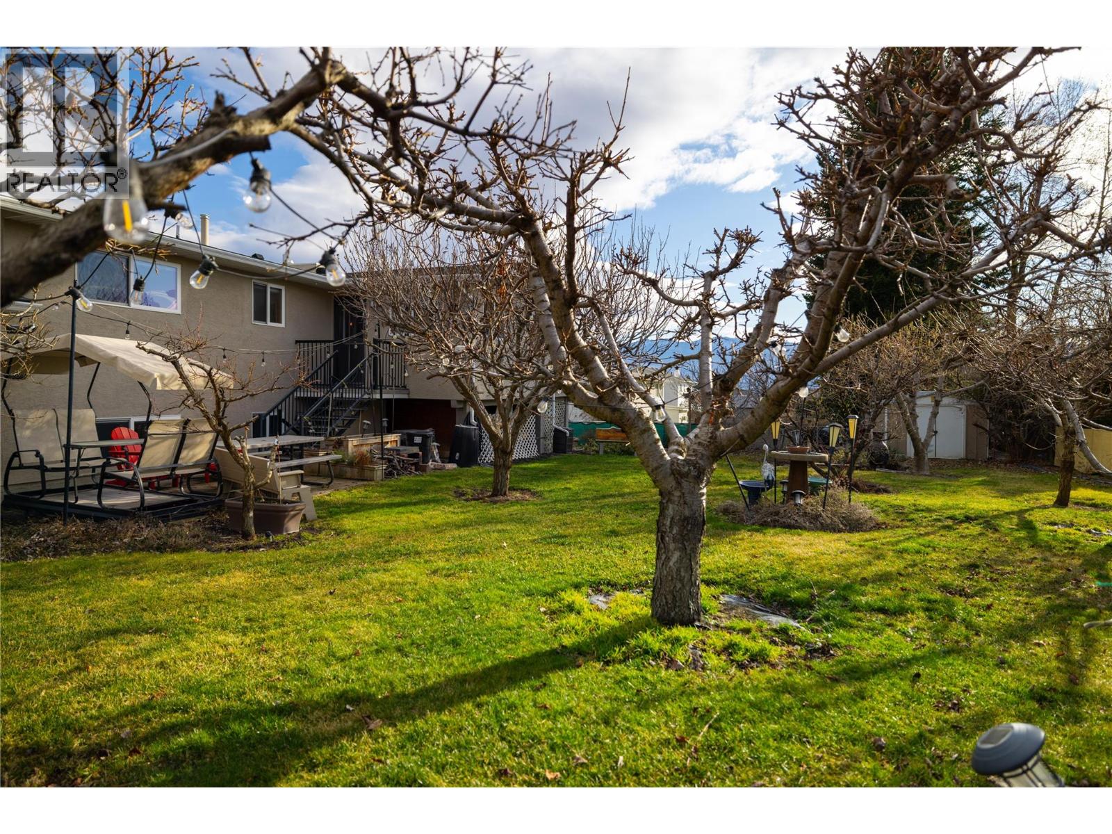  3124 Cox Road, West Kelowna