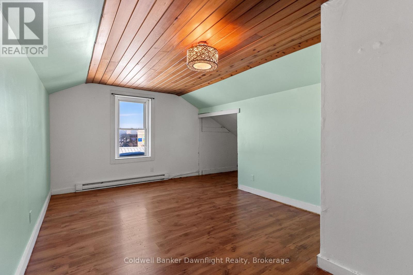 Upper Bedroom 3