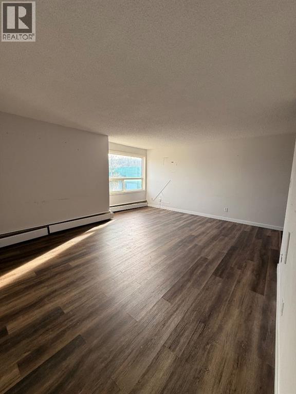 111 Charles Avenue, Fort McMurray