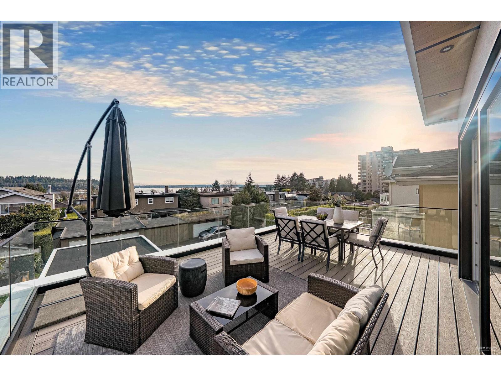 1236 DUCHESS AVENUE, West Vancouver