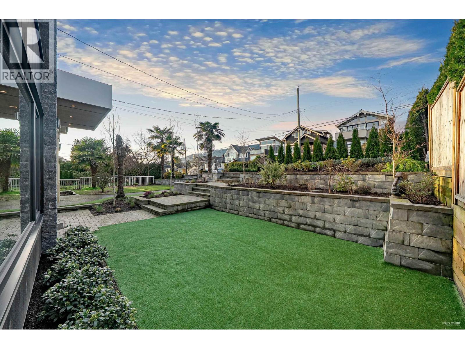 1236 DUCHESS AVENUE, West Vancouver