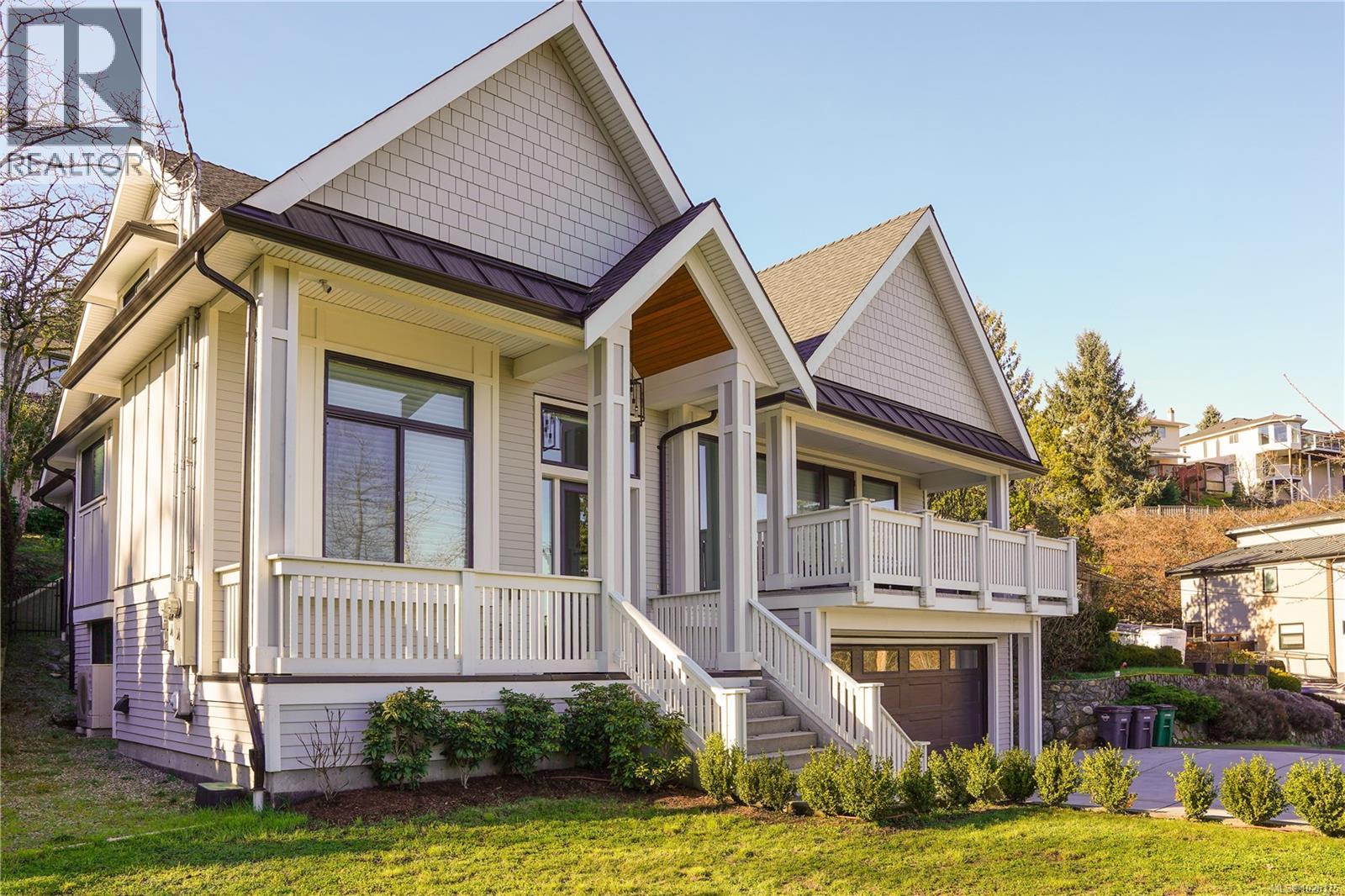  3880 Wilkinson Road, Saanich