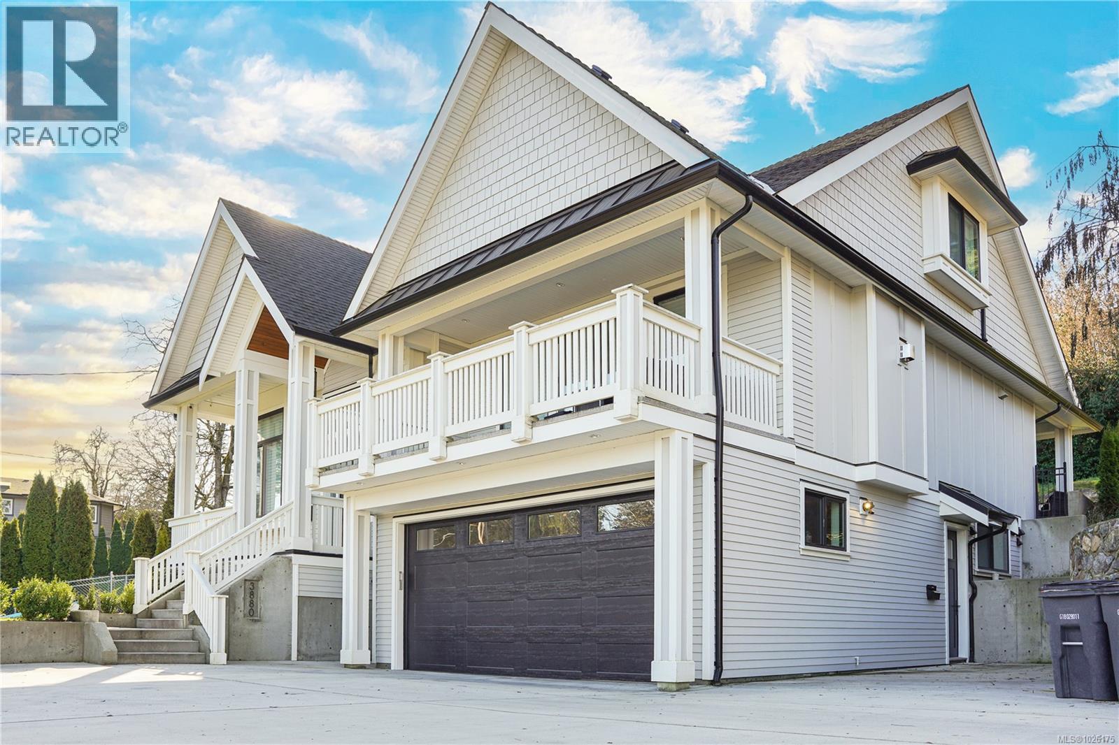  3880 Wilkinson Road, Saanich