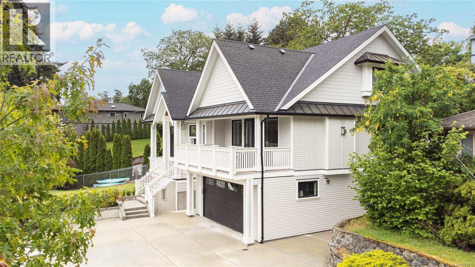  3880 Wilkinson Road, Saanich