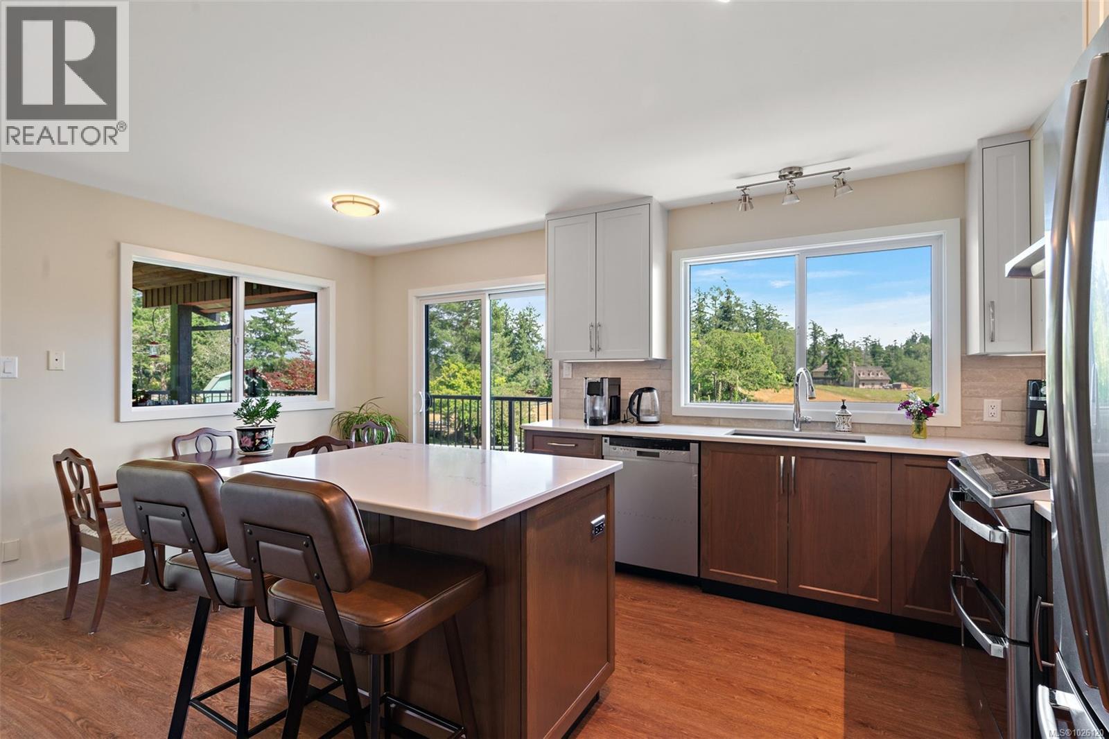  1649 Charlton Road, Saanich
