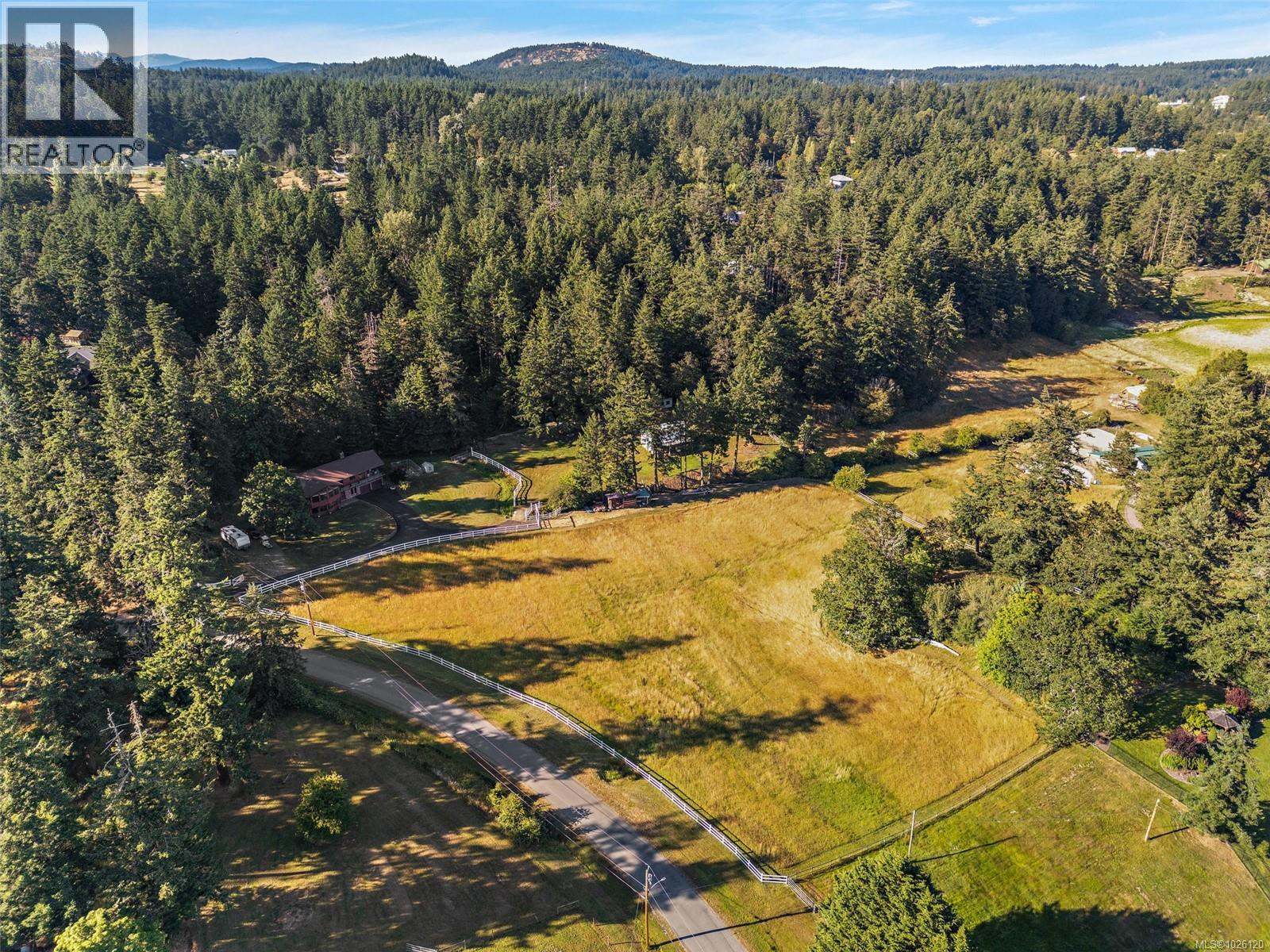  1649 Charlton Road, Saanich