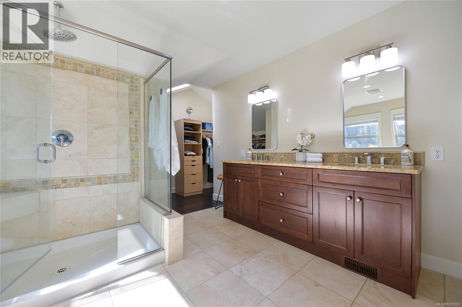 601 Sentinel Dr, Mill Bay