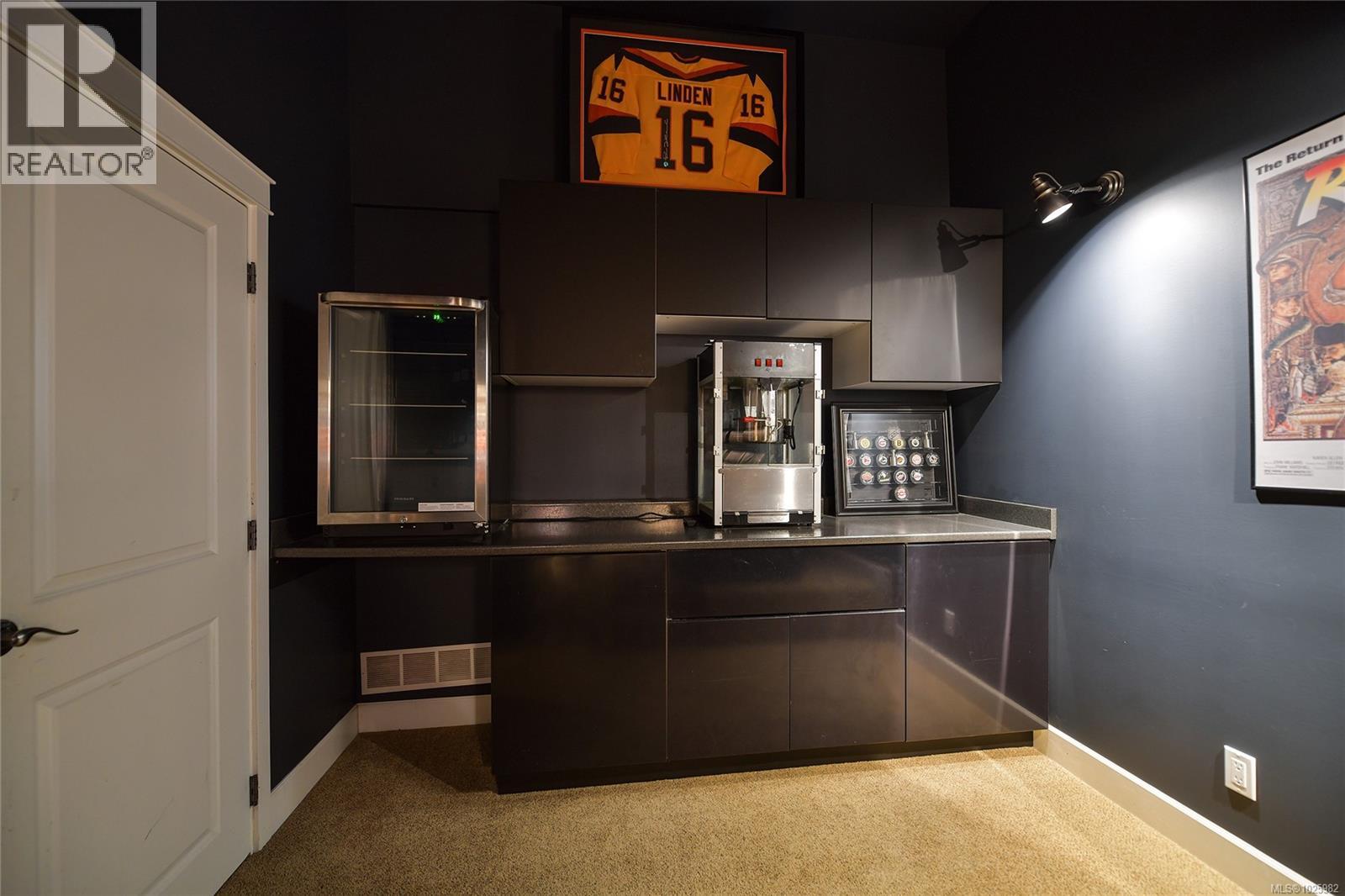 601 Sentinel Dr, Mill Bay