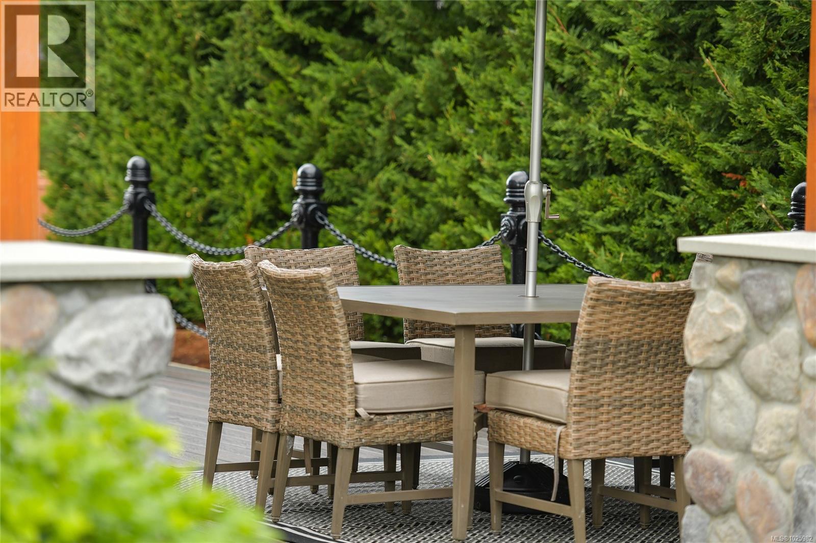 601 Sentinel Dr, Mill Bay