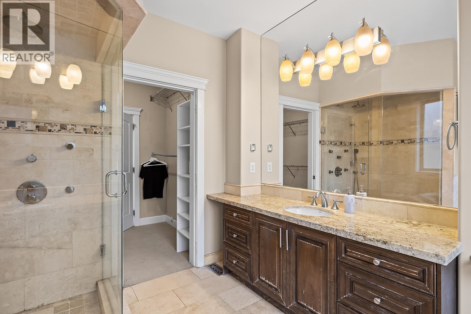 368 Trumpeter Court, Kelowna