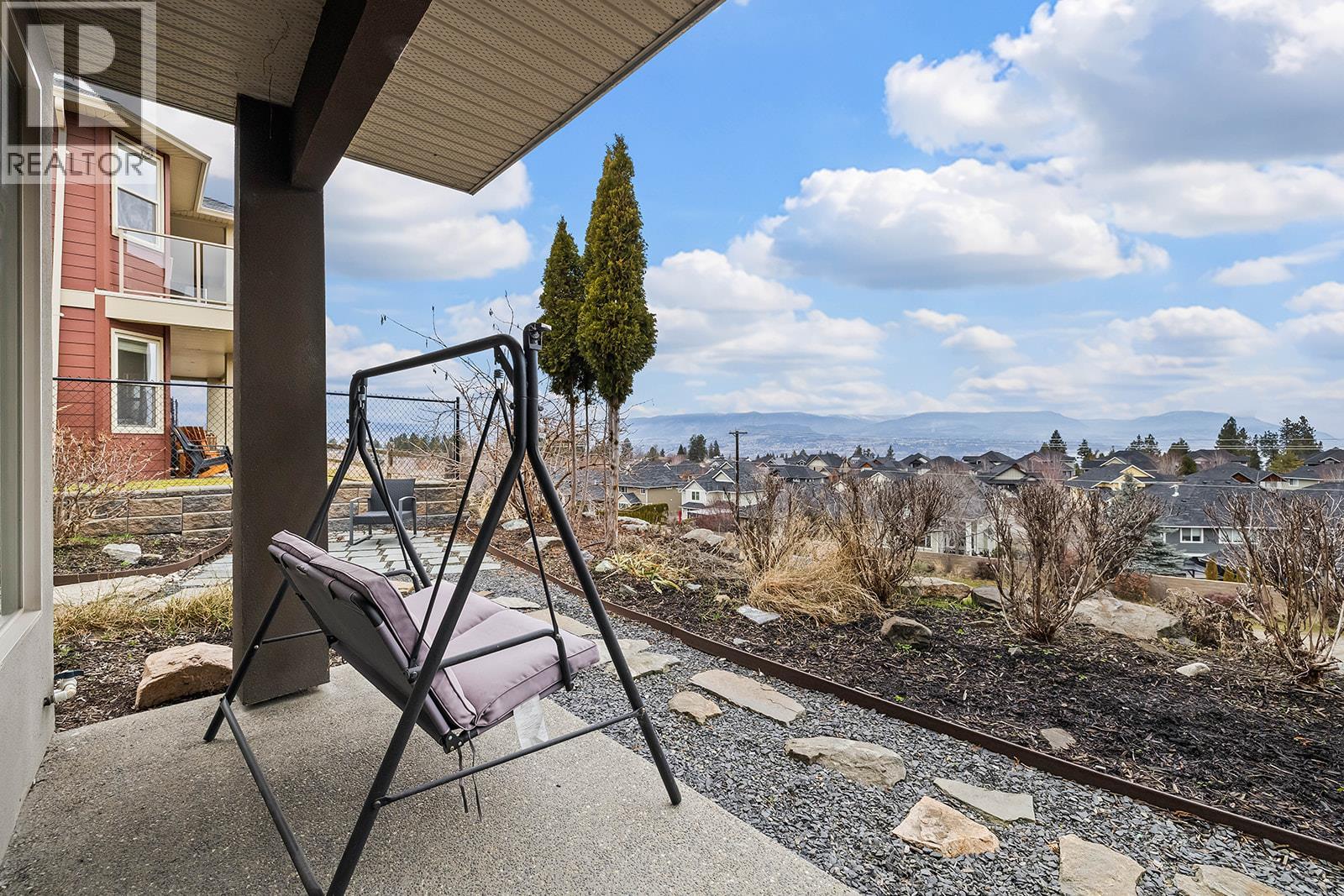 368 Trumpeter Court, Kelowna