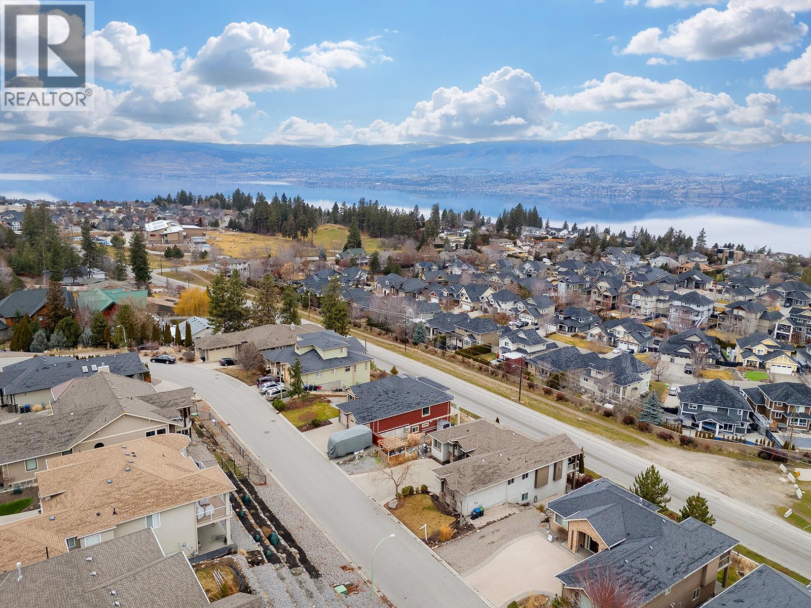 368 Trumpeter Court, Kelowna