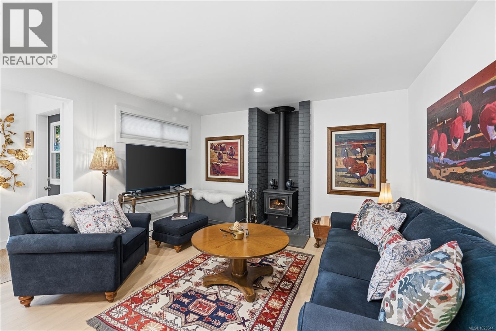 11007 Cedar Lane, North Saanich