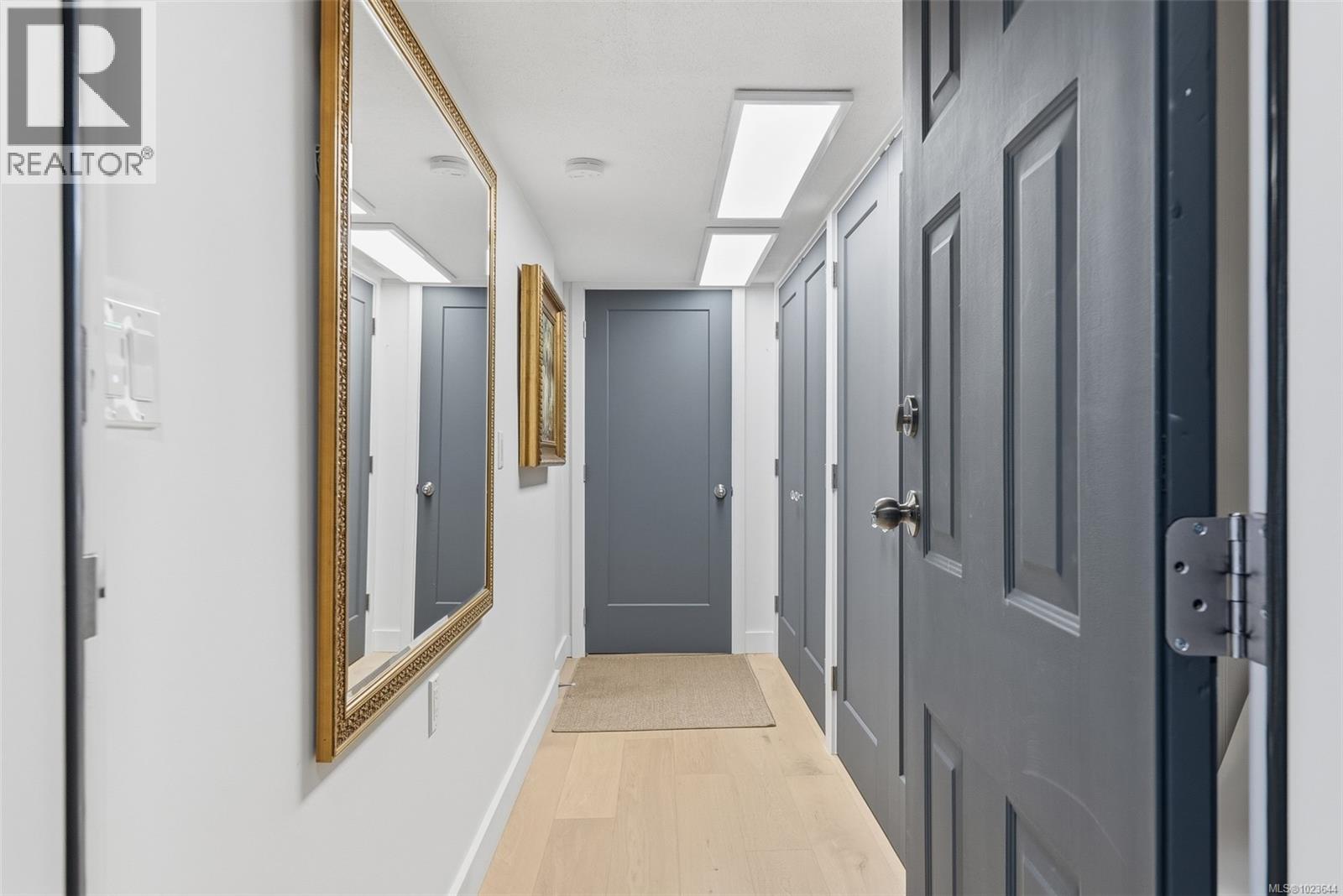 11007 Cedar Lane, North Saanich