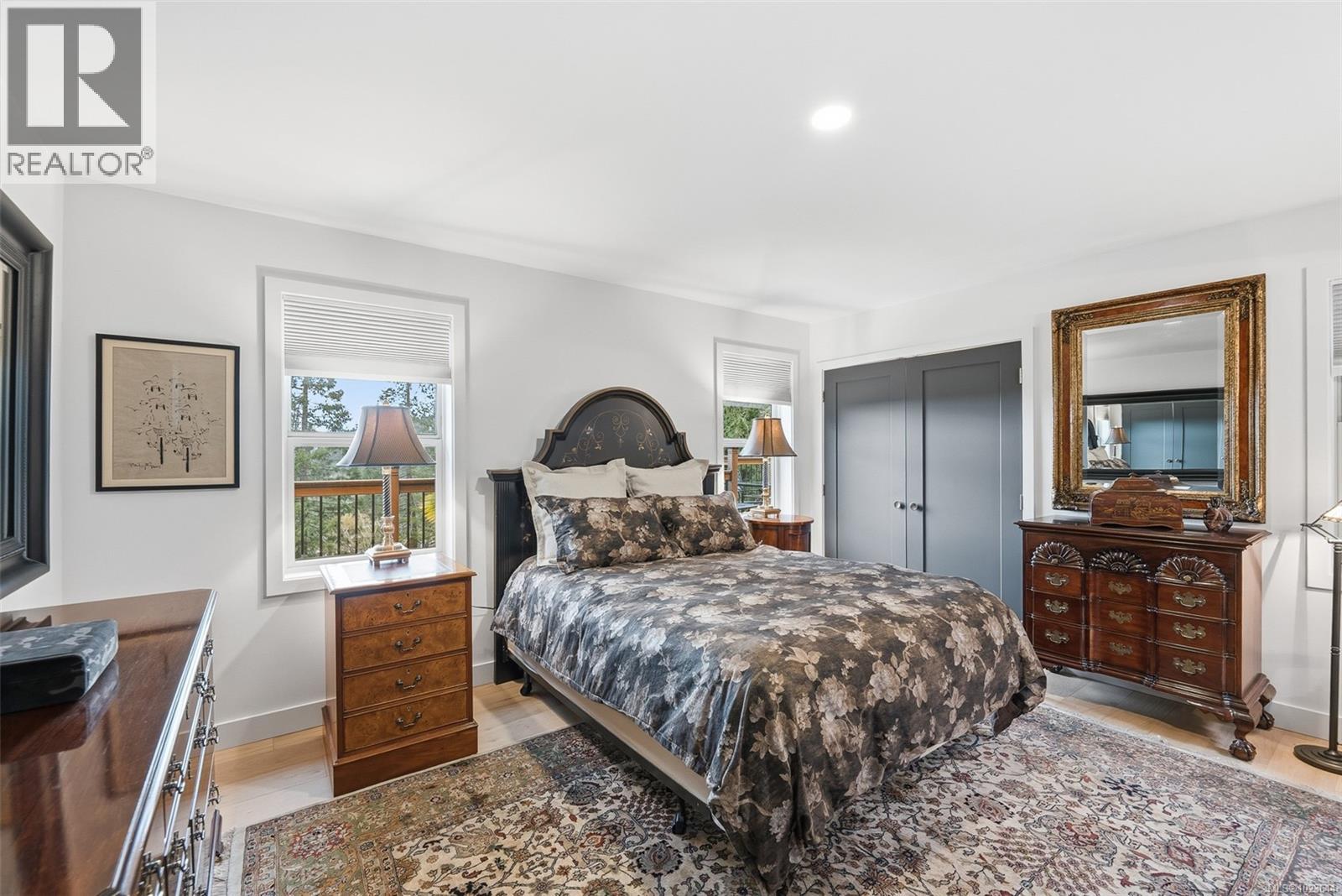 11007 Cedar Lane, North Saanich