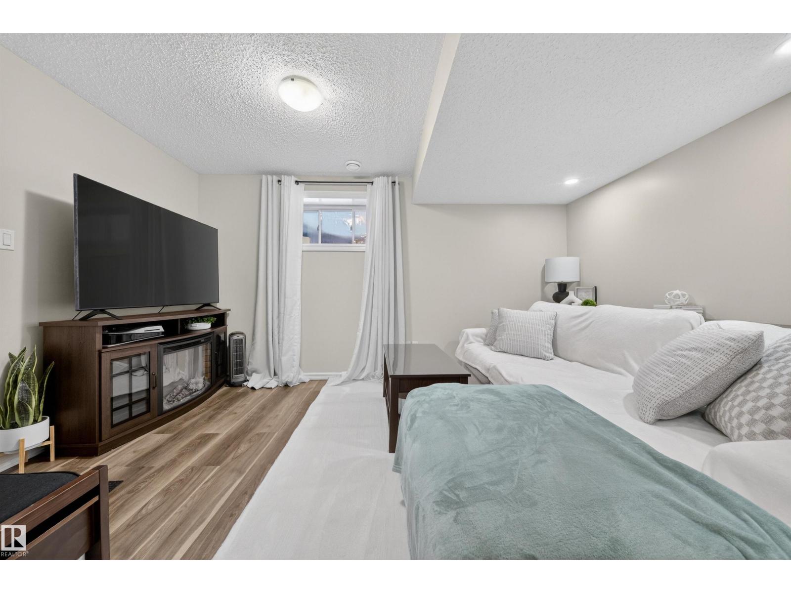 4216 ALEXANDER BAY BA SW, Edmonton