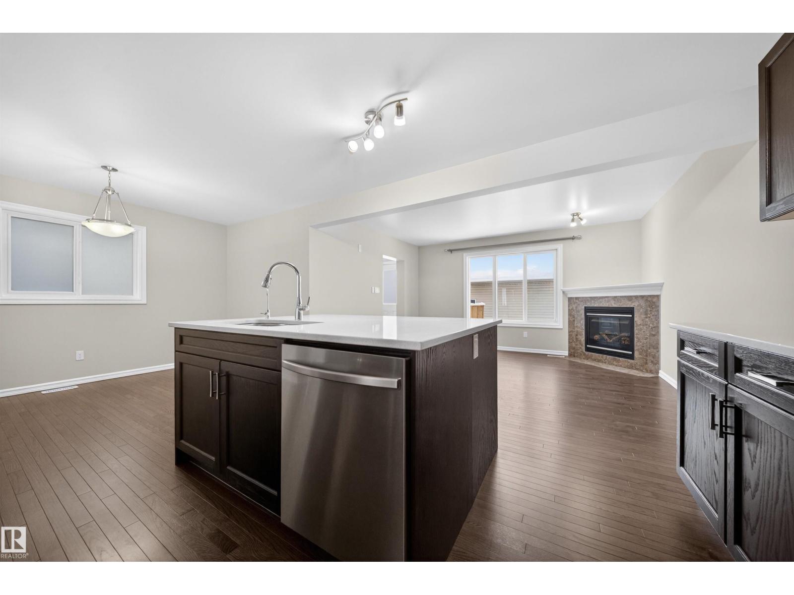 4216 ALEXANDER BAY BA SW, Edmonton