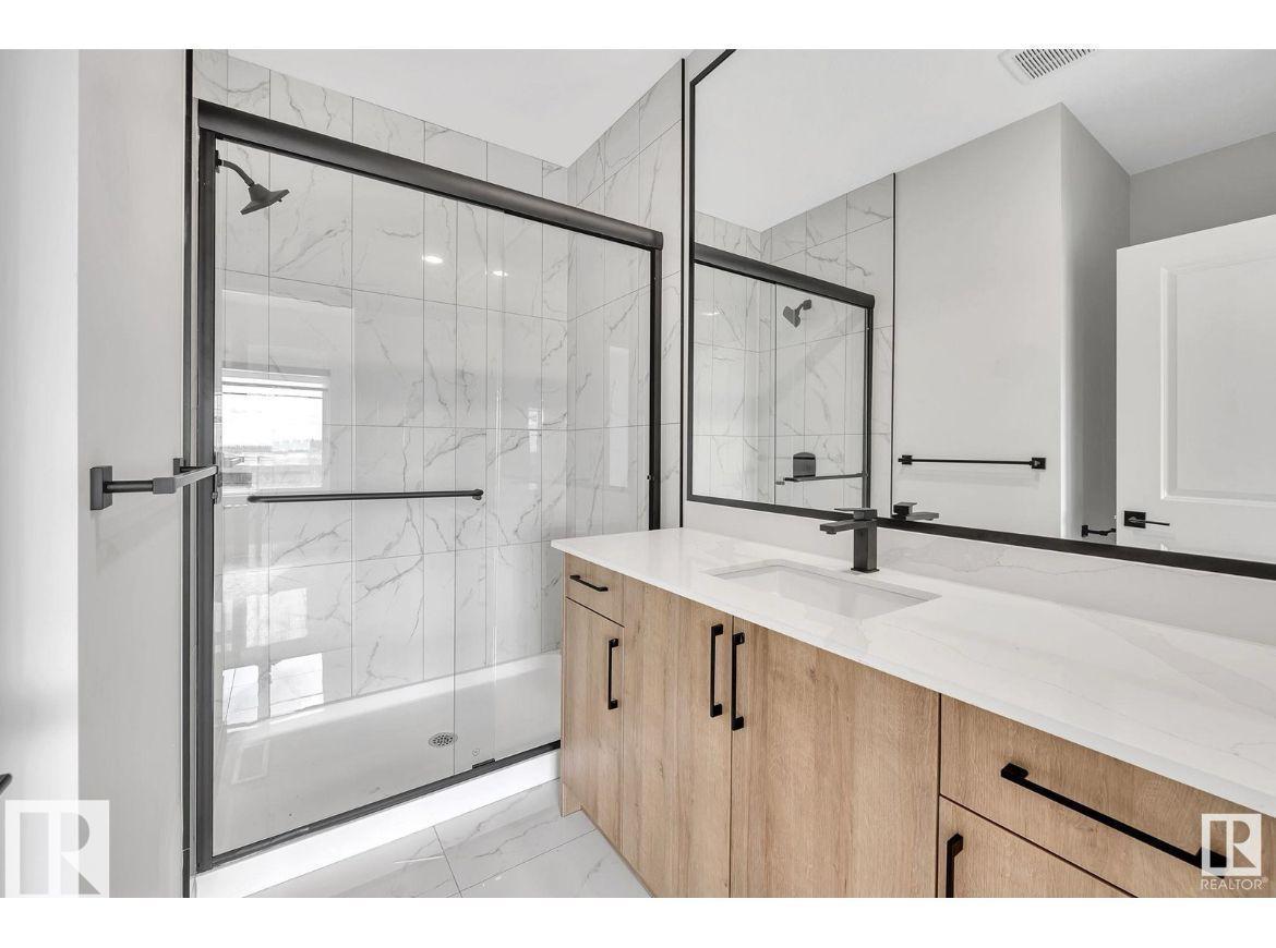 426 crystal creek LI, Leduc