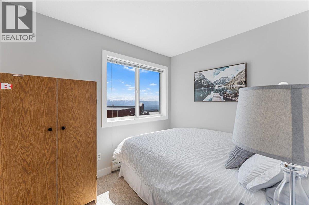 7475 Porcupine Road Unit# 12, Big White