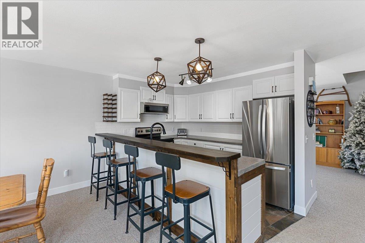 7475 Porcupine Road Unit# 12, Big White