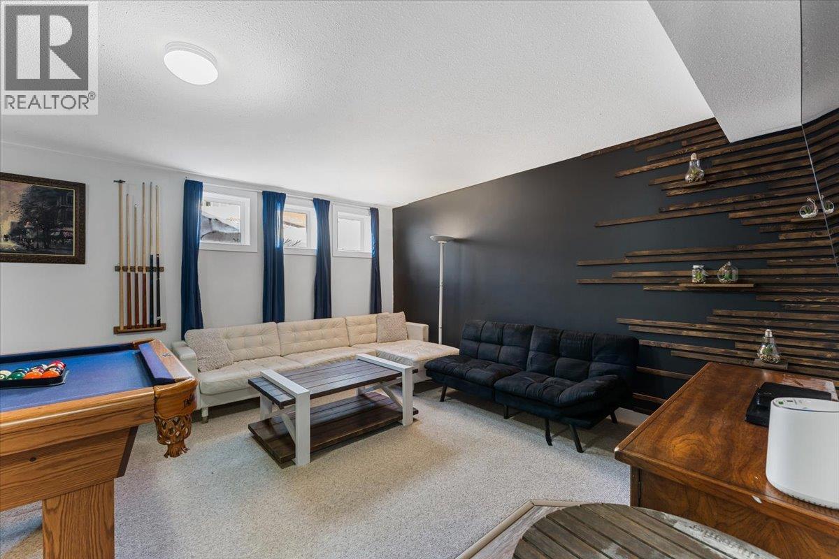 7475 Porcupine Road Unit# 12, Big White