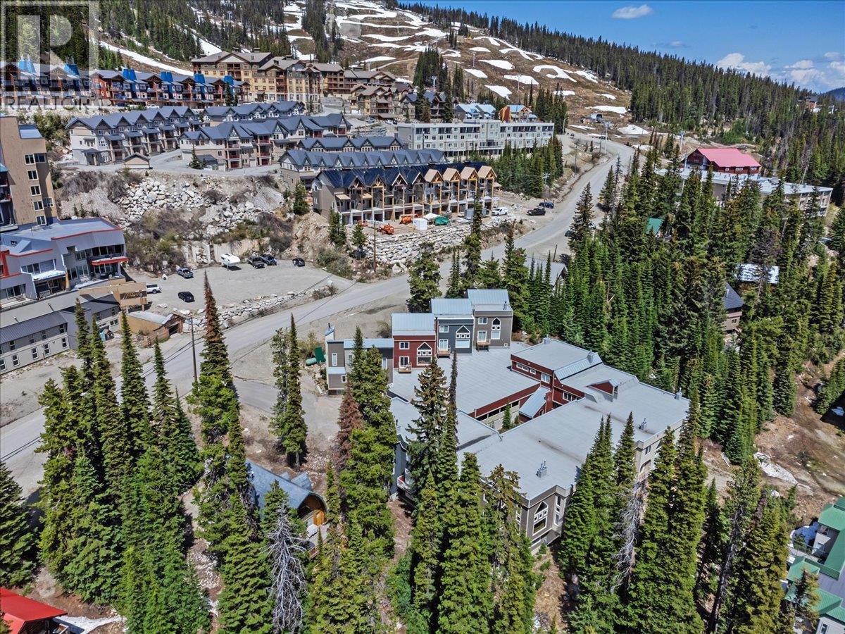 7475 Porcupine Road Unit# 12, Big White