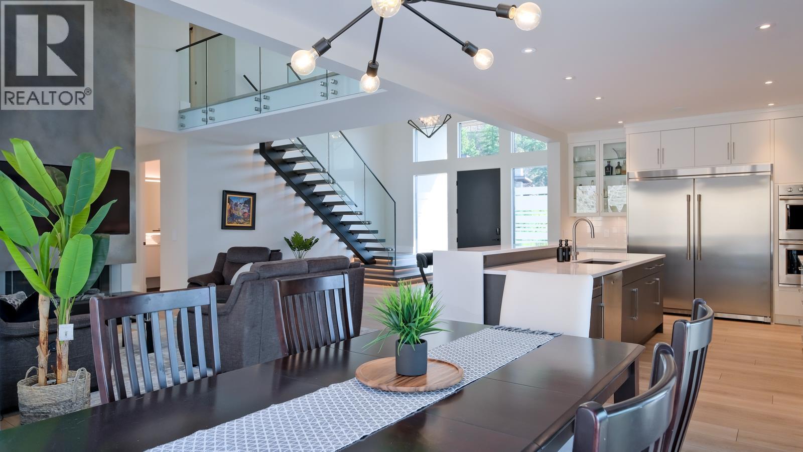  740 Pinehaven Court, Kelowna