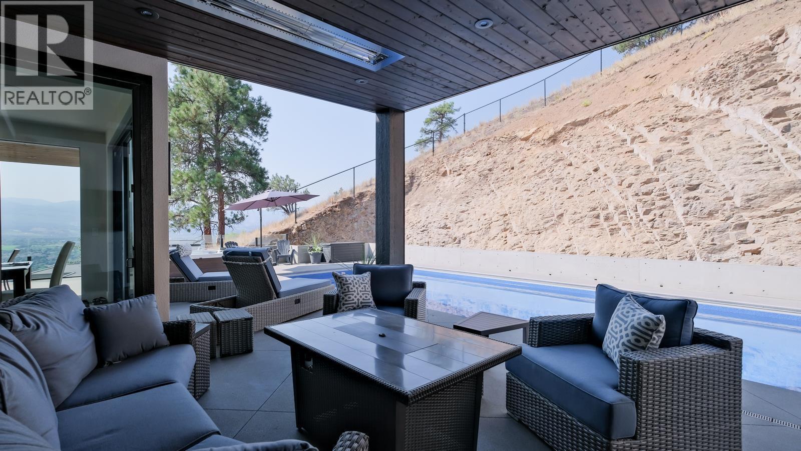  740 Pinehaven Court, Kelowna