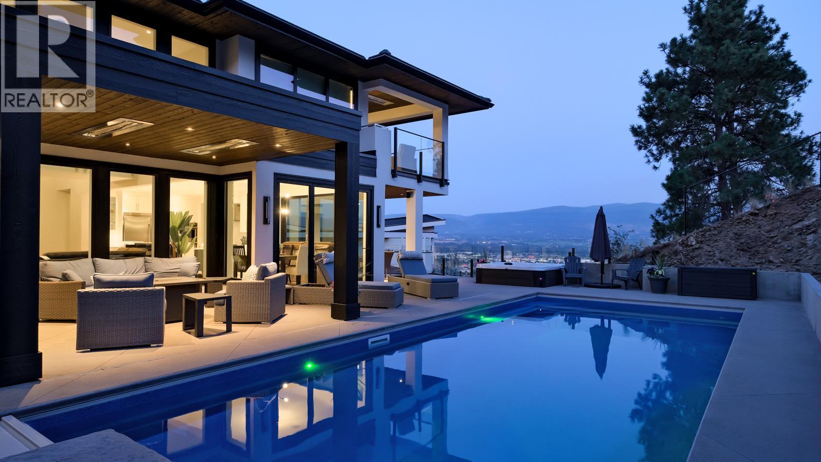 740 Pinehaven Court, Kelowna