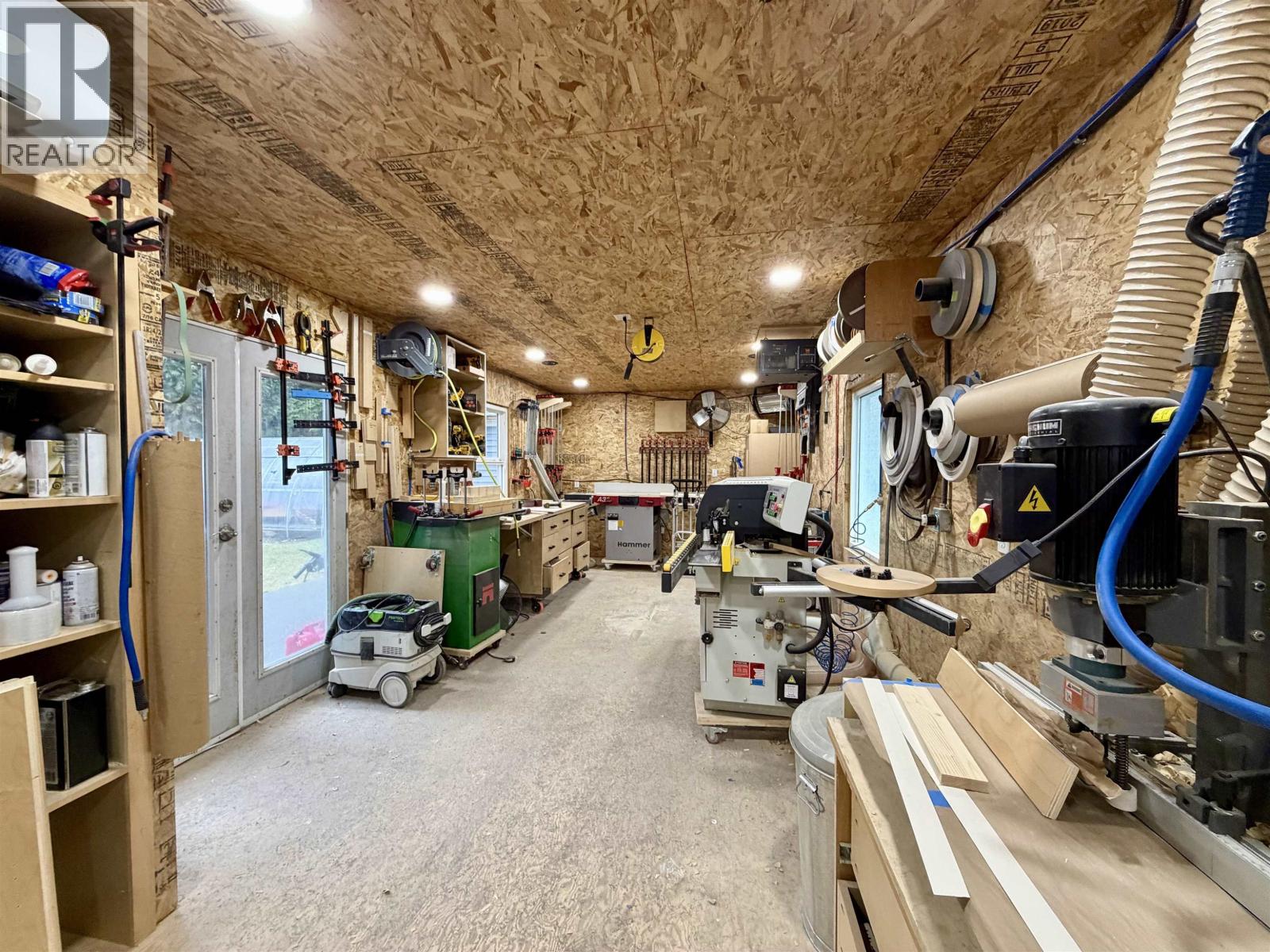 2090 CHURCHILL DRIVE, Terrace