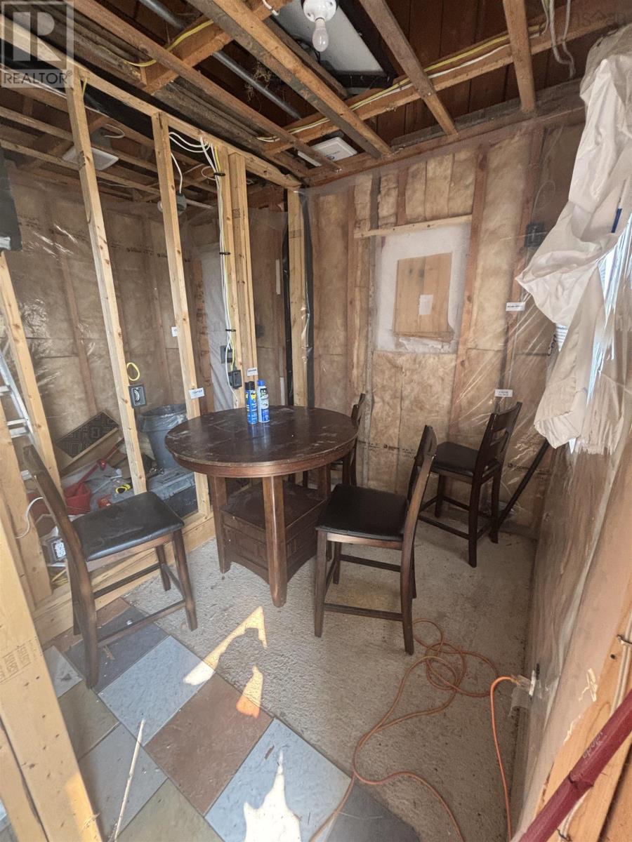 Property 10 of 14 of 3963 MALAGASH Road