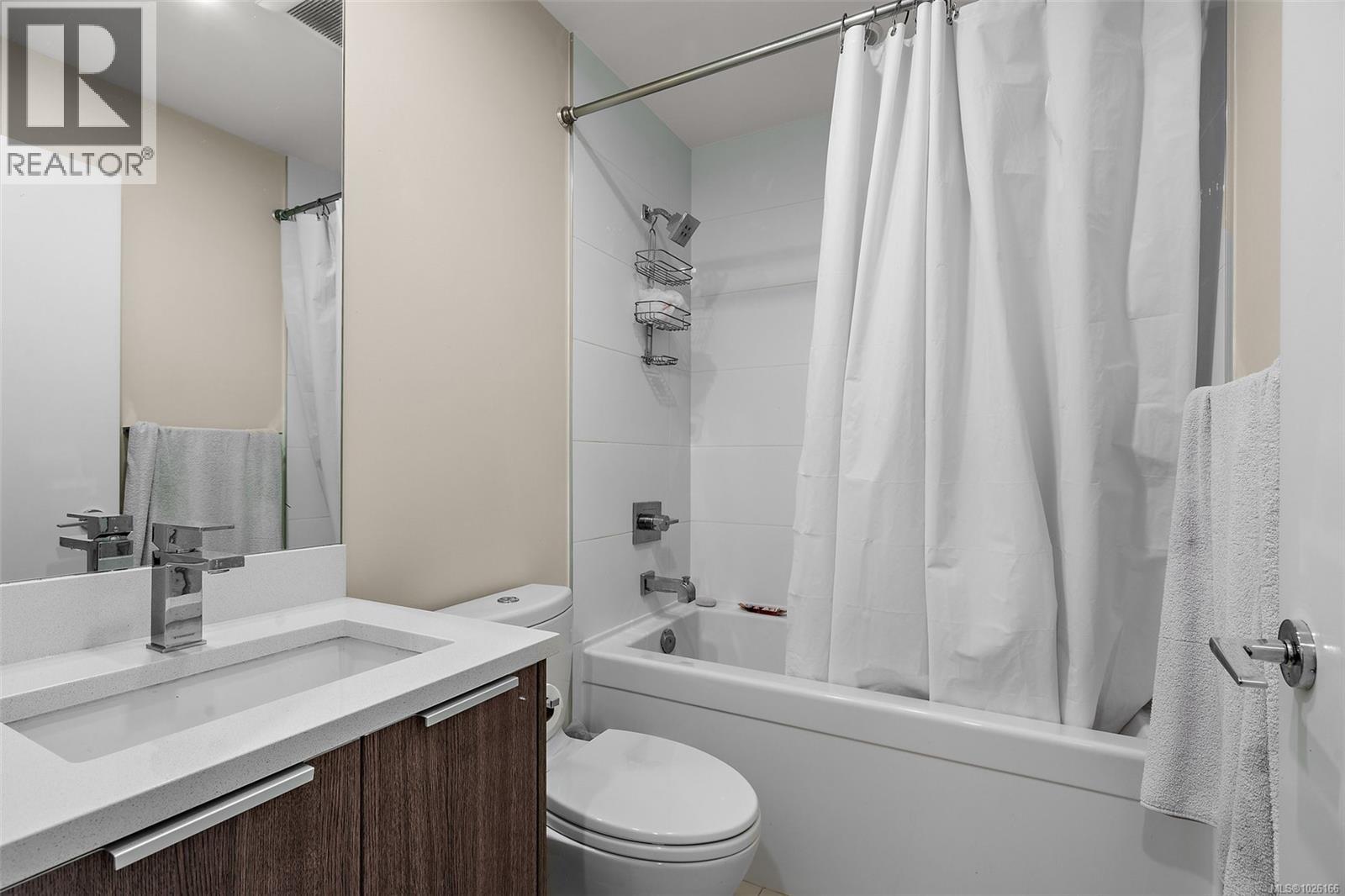 610 728 Yates Street, Victoria