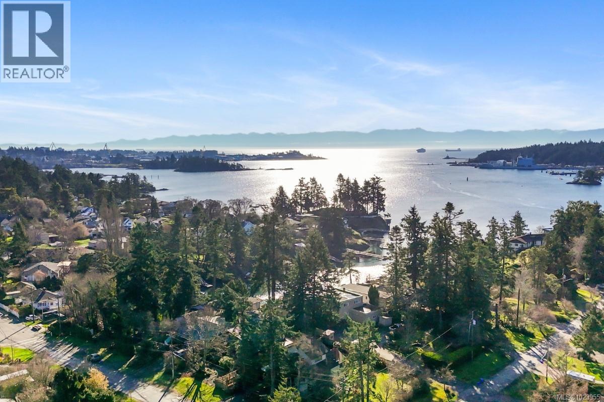 304 Bessborough Ave, View Royal