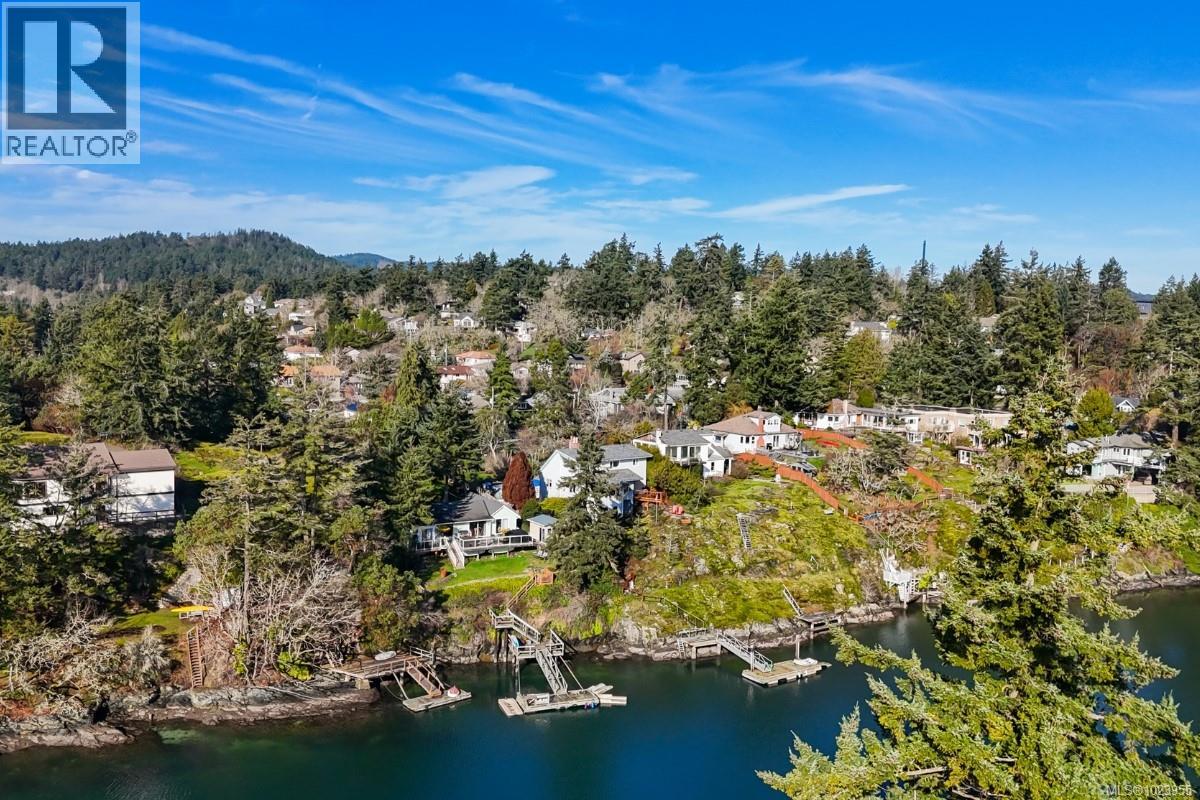 304 Bessborough Ave, View Royal