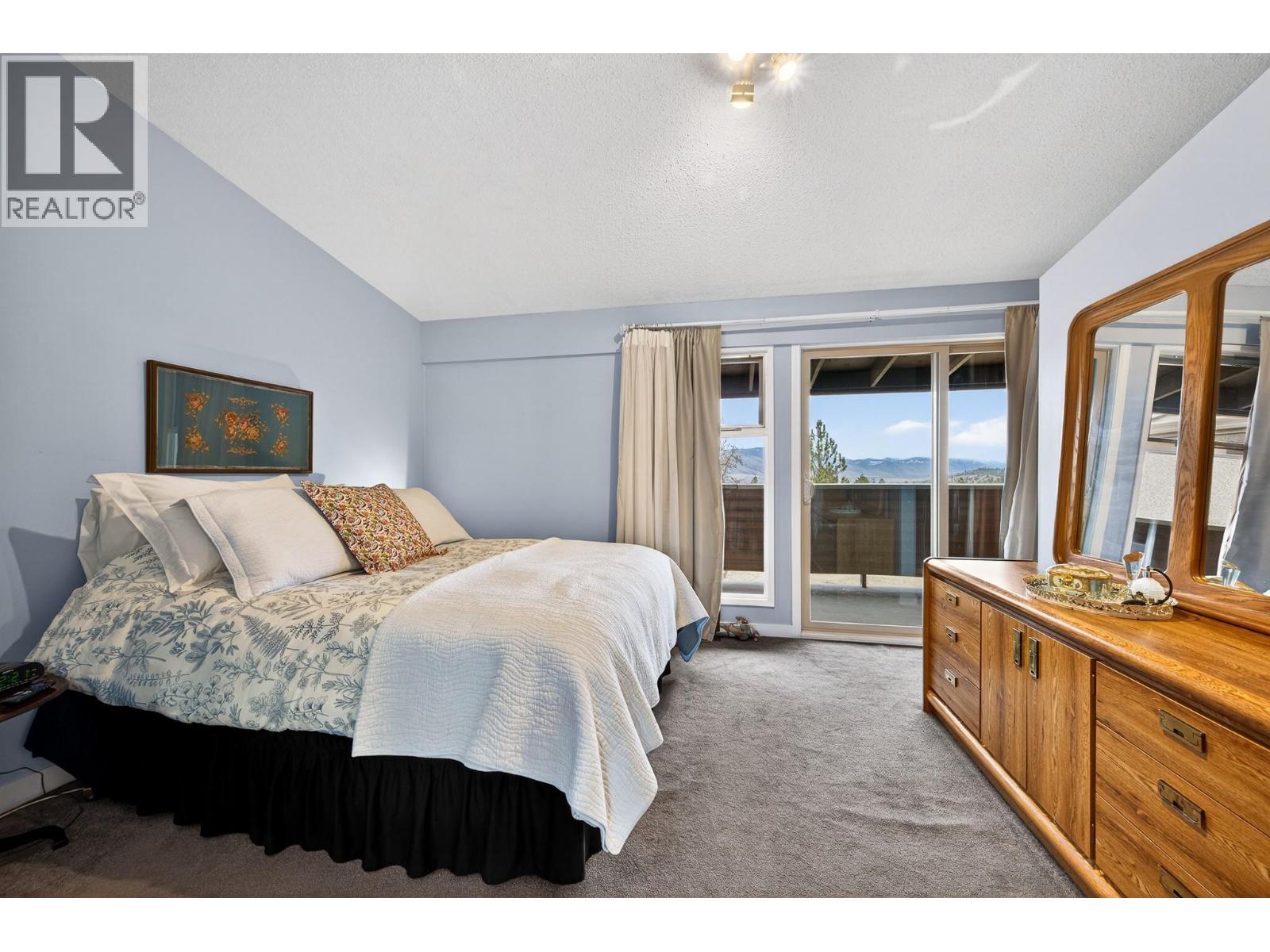 1555 SUMMIT Drive Unit# 15, Kamloops