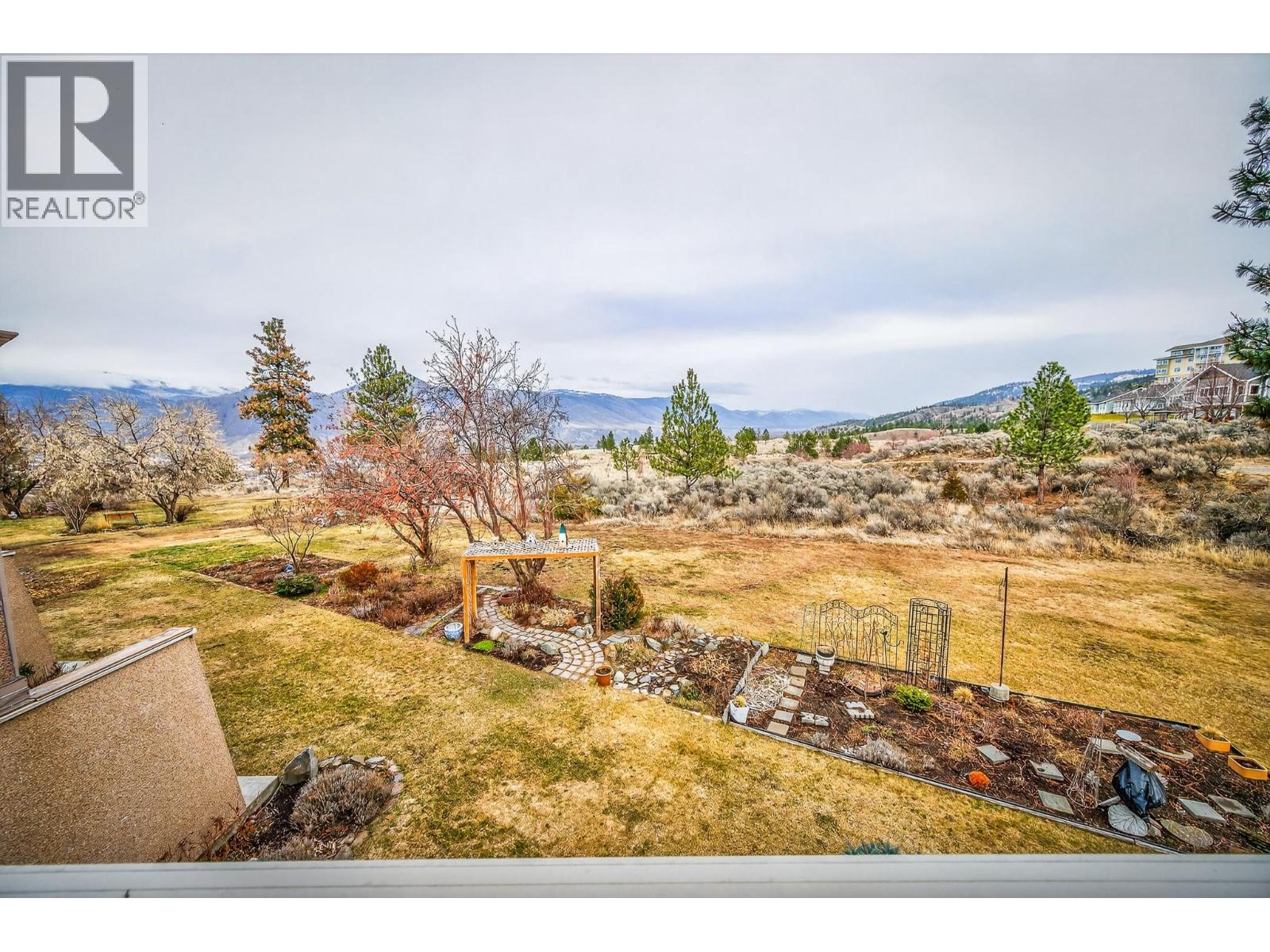 1555 SUMMIT Drive Unit# 15, Kamloops