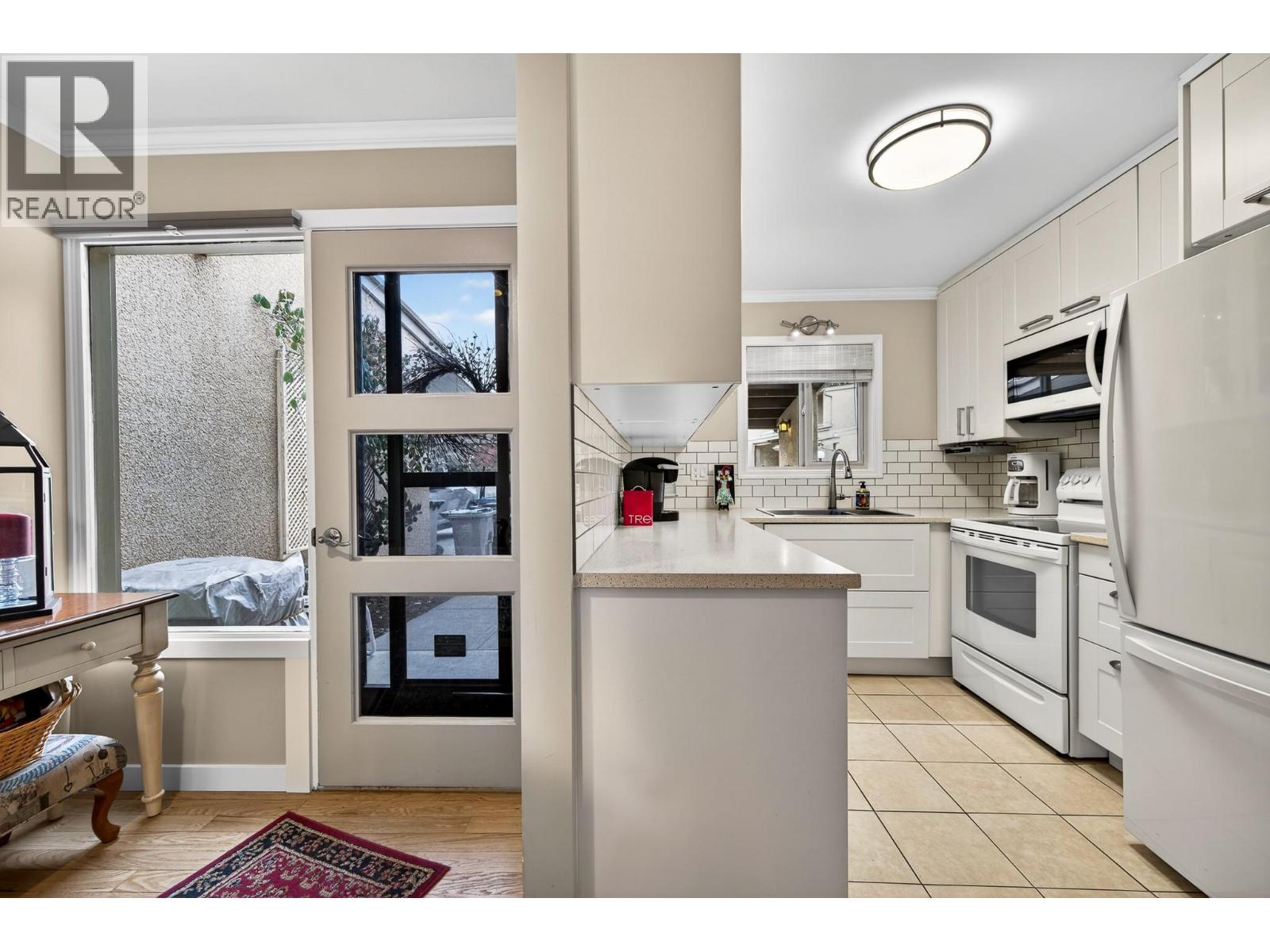 1555 SUMMIT Drive Unit# 15, Kamloops