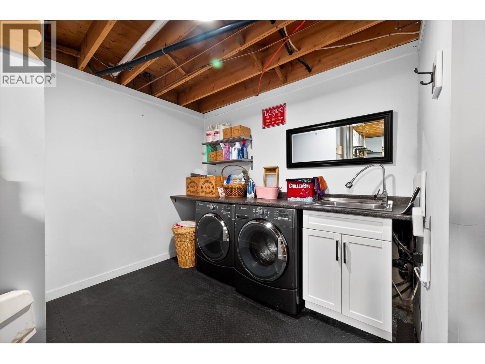 1555 SUMMIT Drive Unit# 15, Kamloops