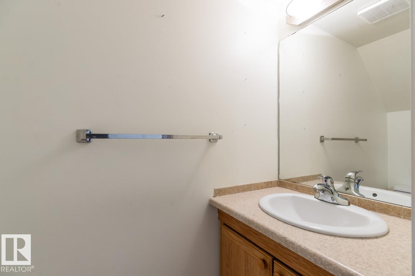 11122 83 AV NW, Edmonton