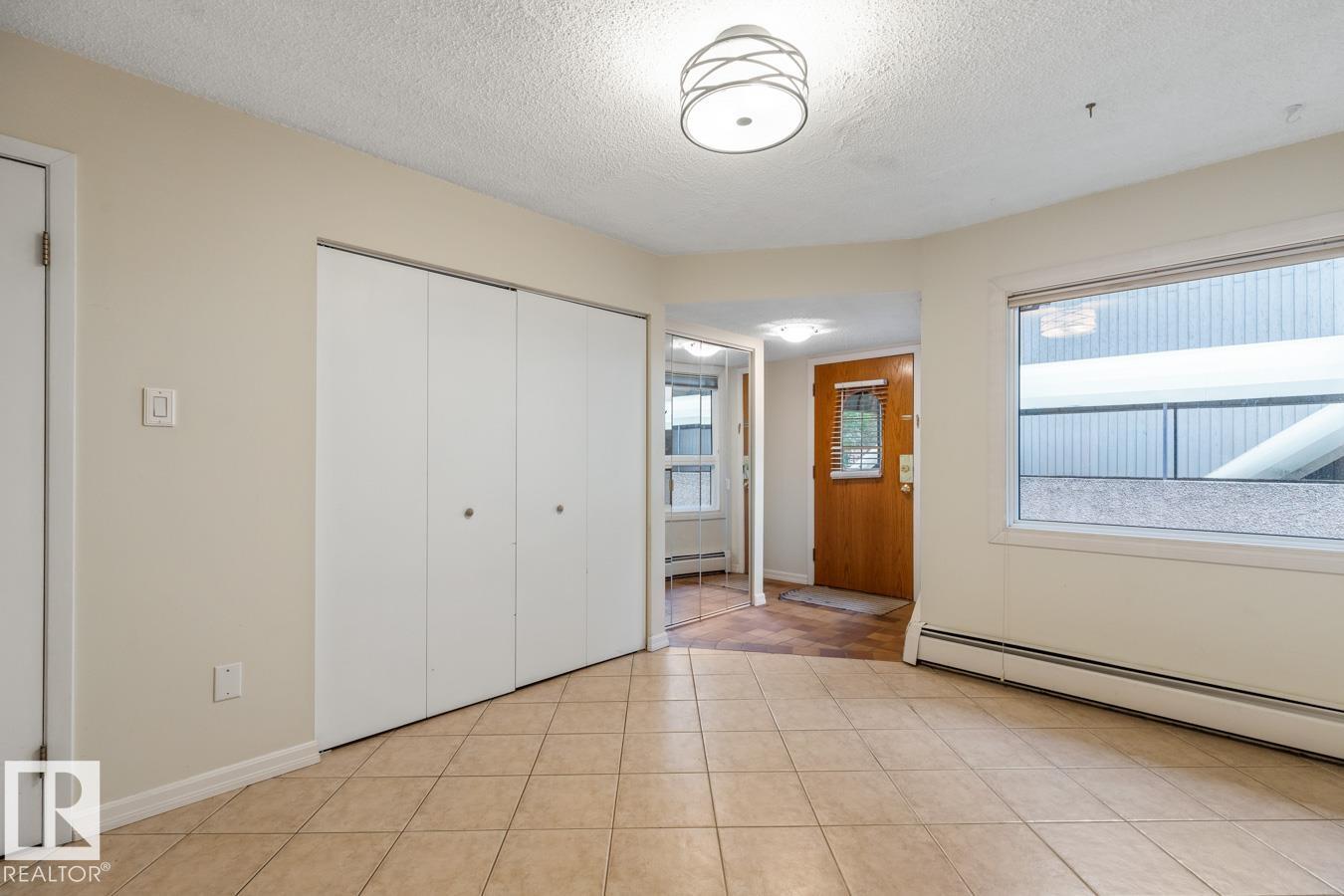 11122 83 AV NW, Edmonton