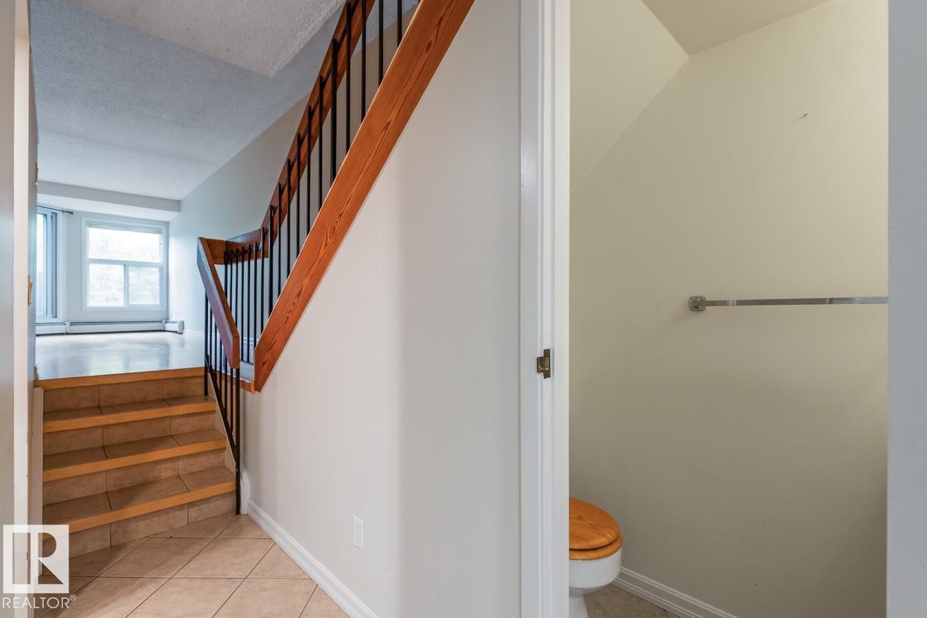 11122 83 AV NW, Edmonton