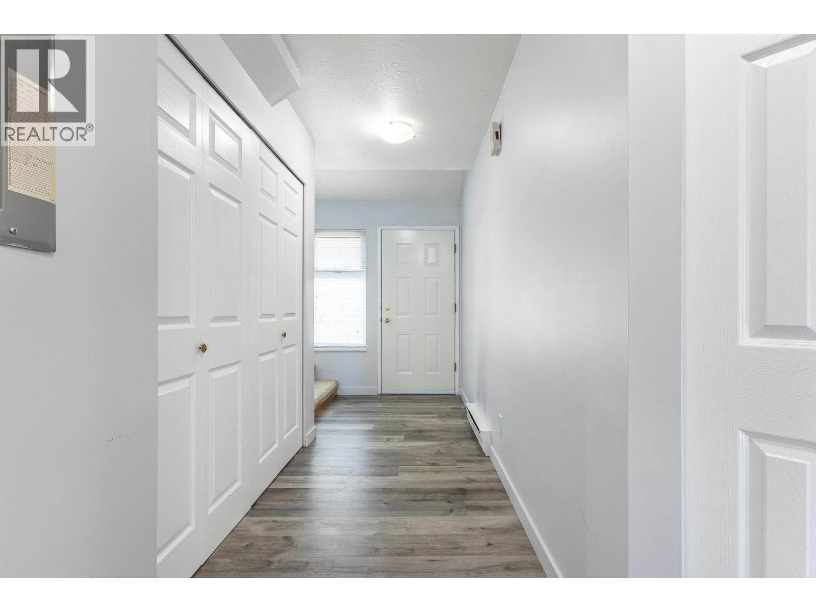 2 765 SCHOOL ROAD, Gibsons